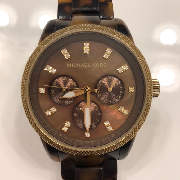 Watch - Picture 4 of 4